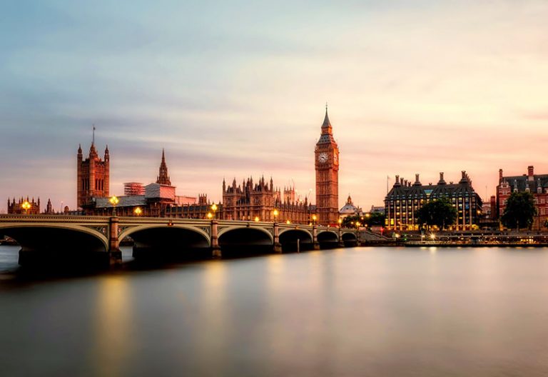 Big Ben and the house of parliament in London.